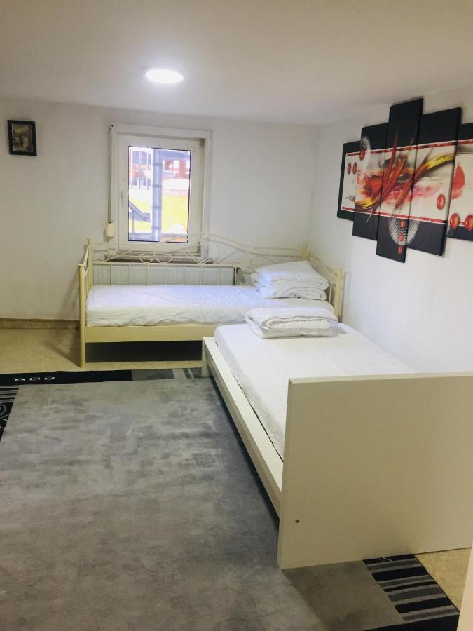 Monteurwohnung, 2 Zimmer, Kueche,Bad Staufenberg  ภายนอก รูปภาพ